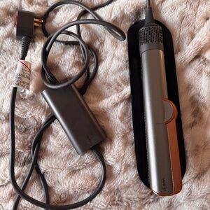 Dyson hair straightener